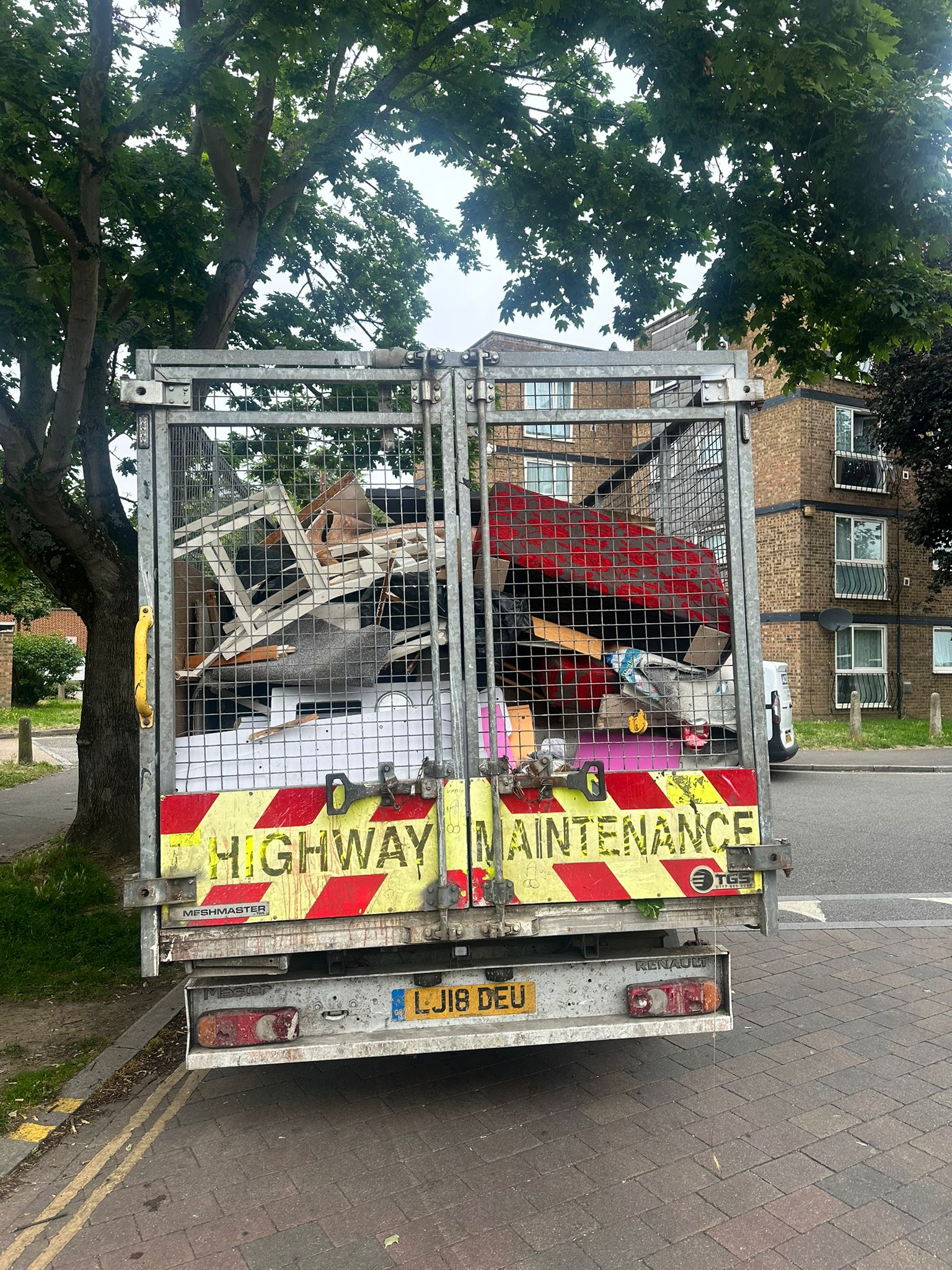 Rubbish removal by SBB Group